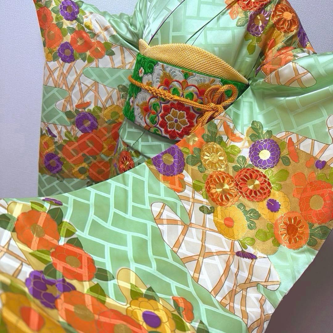 36 振袖フルセット 正絹 淡グリーン 緑 金彩 刺繍 駒刺繍 レトロ 古典