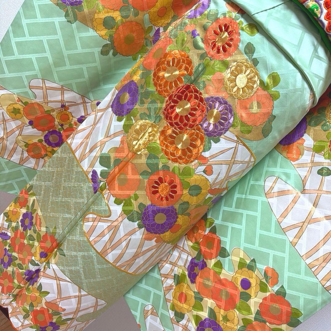 36 振袖フルセット 正絹 淡グリーン 緑 金彩 刺繍 駒刺繍 レトロ 古典