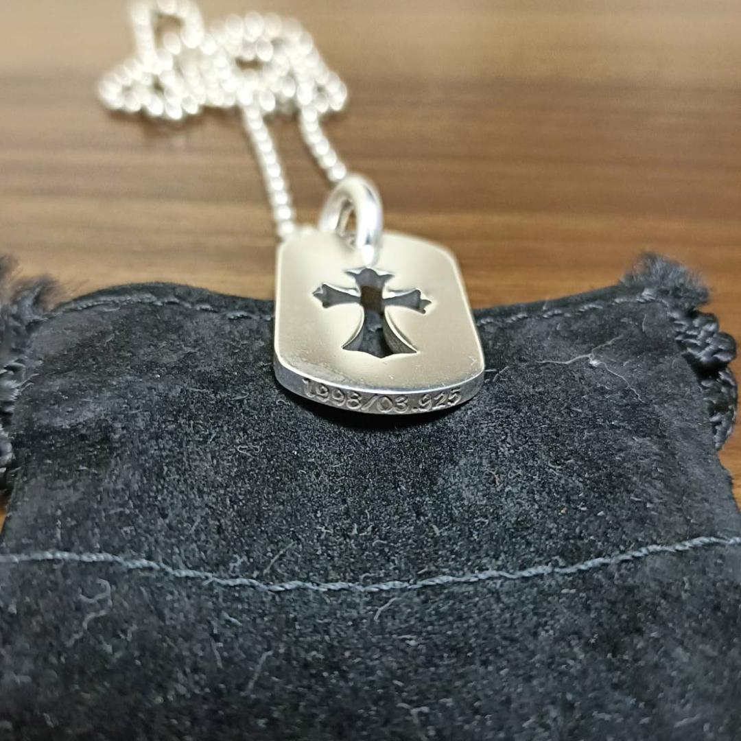 クロムハーツ スモールカットアウトクロス ドッグタグ Chrome Hearts