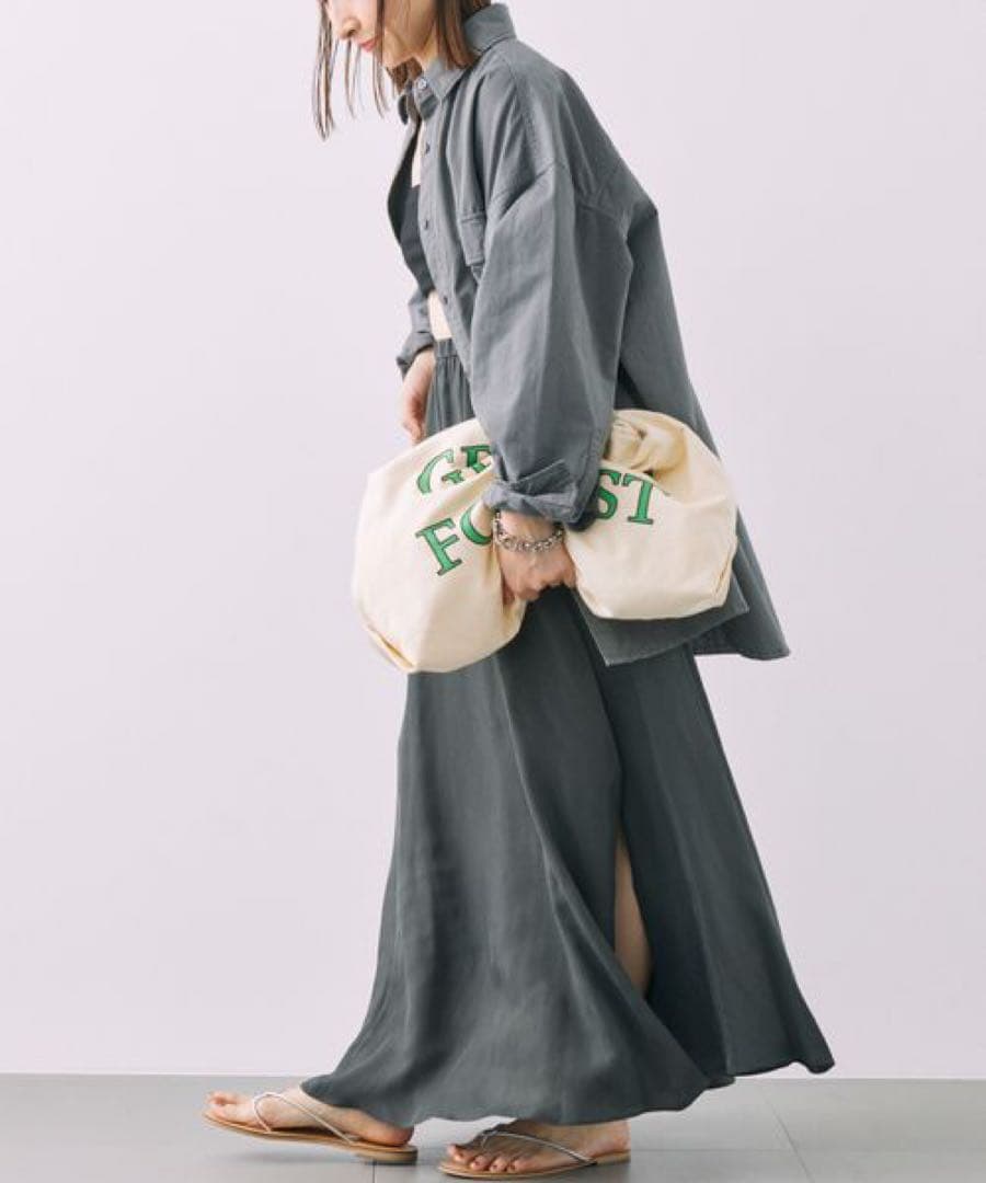 美品 1.9万円 BABYLONE バビロン キュプラスリットフレアスカート