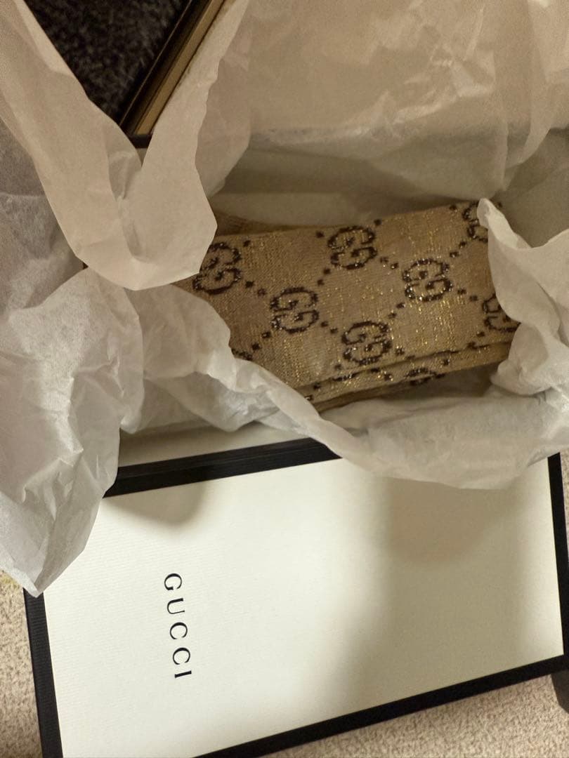 GUCCI 靴下　ソックス　総柄GG ロゴ　ラメ　箱付
