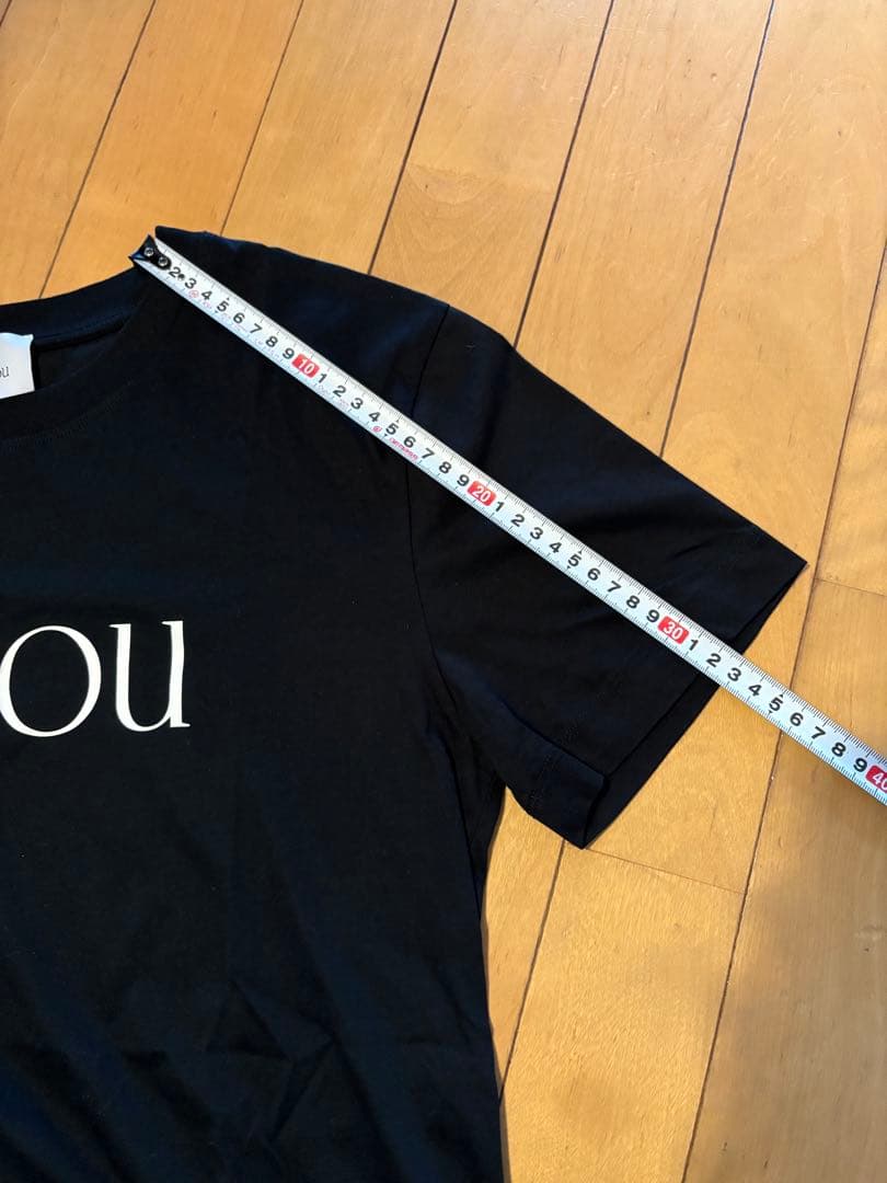 PATOU ブラック Tシャツ