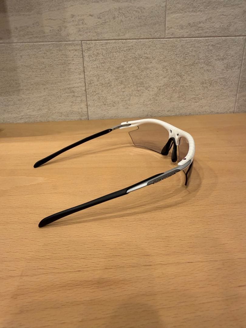 [ルディプロジェクト] RUDY PROJECTサングラス 調光レンズ　ケース付