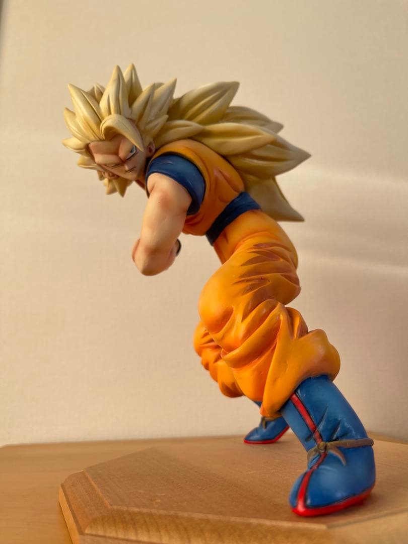 ドラゴンボール②　一品物　超サイヤ人 孫悟空　スーパーサイヤ人３　創作品　完成品