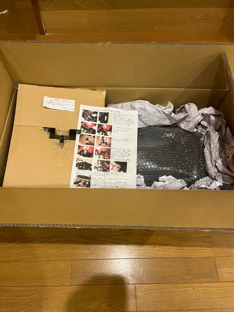 バイクシート　K＆H　段付きシートA　ステッチ仕上げ　SR400 FI用 美品