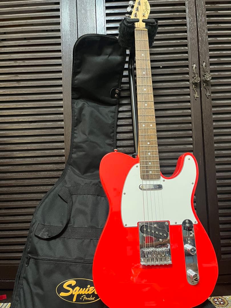 Squier by Fender Telecaster レッド ギターケース付き