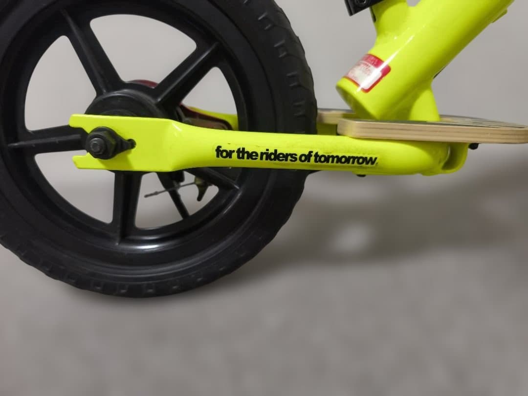 s*p様 d-bike バランスバイク イエロー