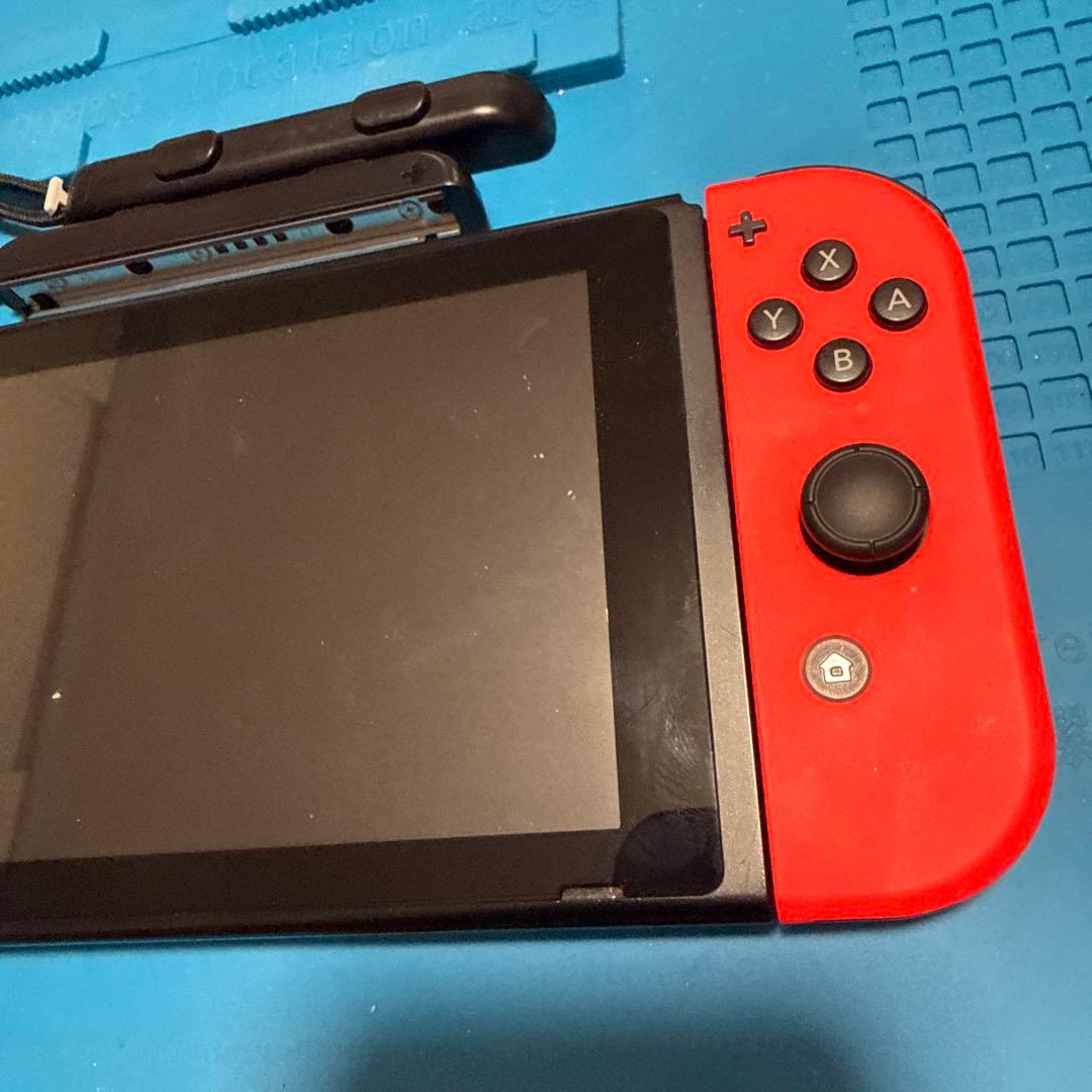 Nintendo Switch 本体 ネオンレッドネオンブルーストラップ充電付
