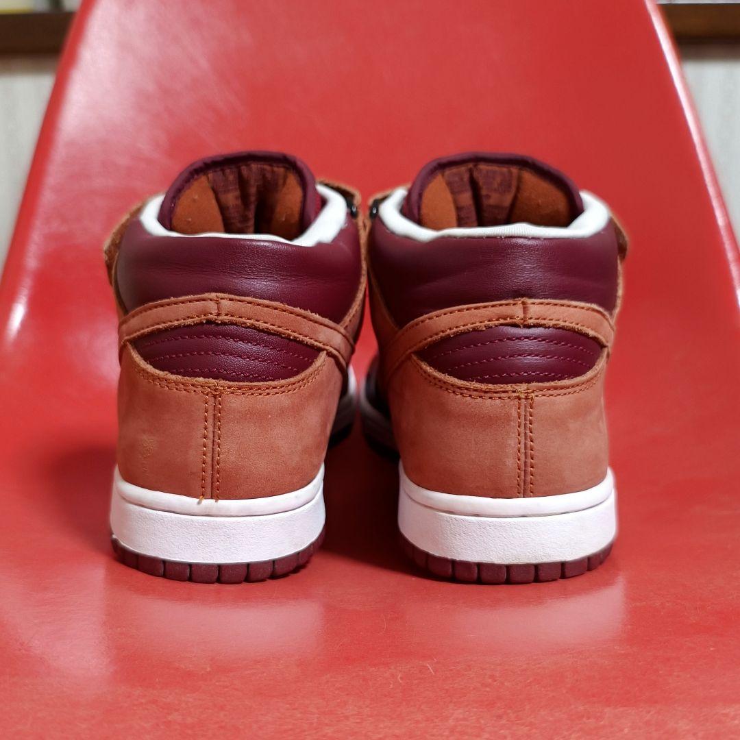 【極美品】ナイキSB ダンクミッド プロ エスビー EMB 314383-621