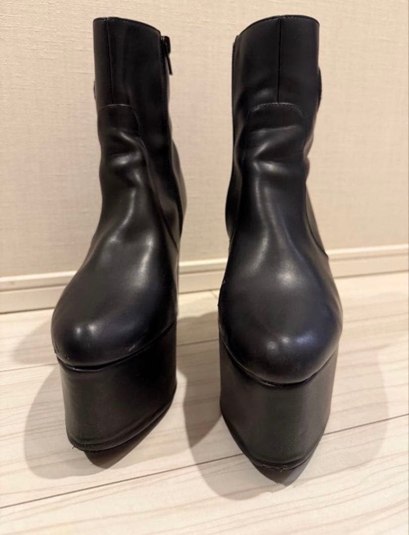 ブラックレザー GGロゴ プラットフォーム