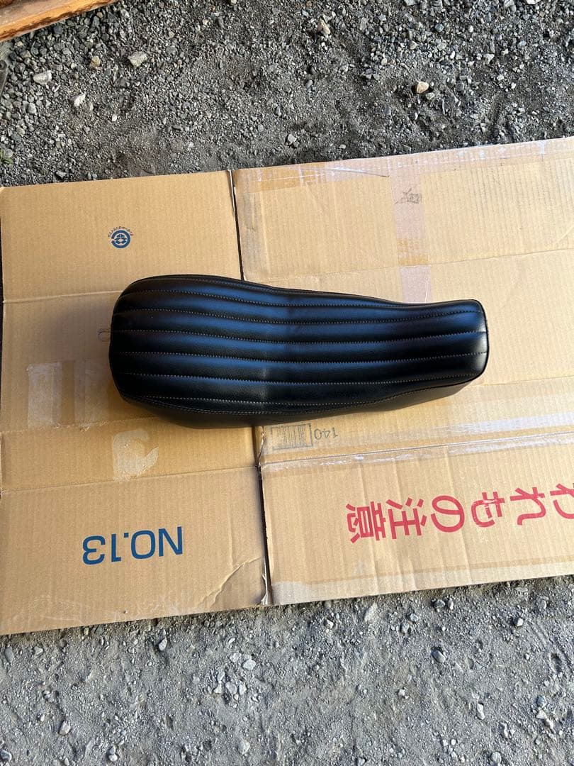 XL1200ハーレー　社外シート