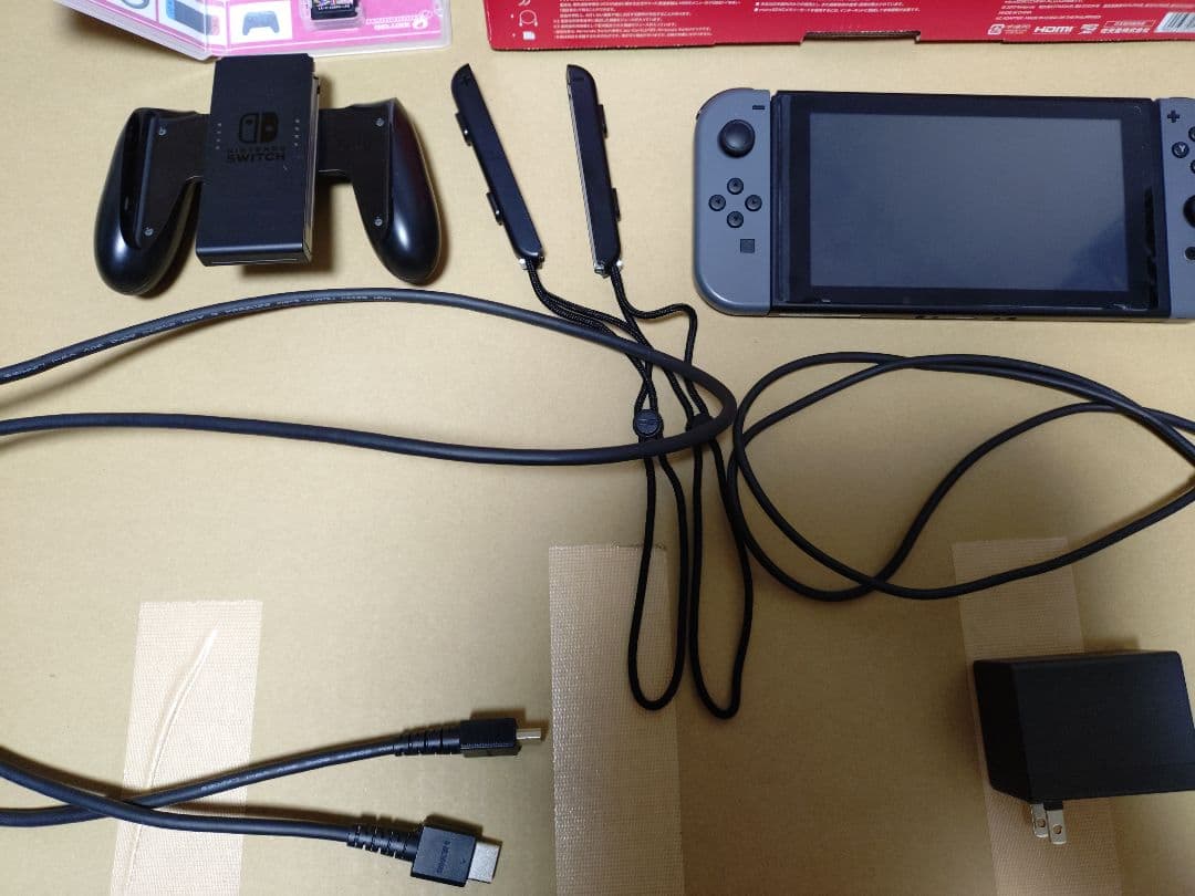 【美品】ニンテンドースイッチ＆SDカード＆マリオカート8デラックスセット