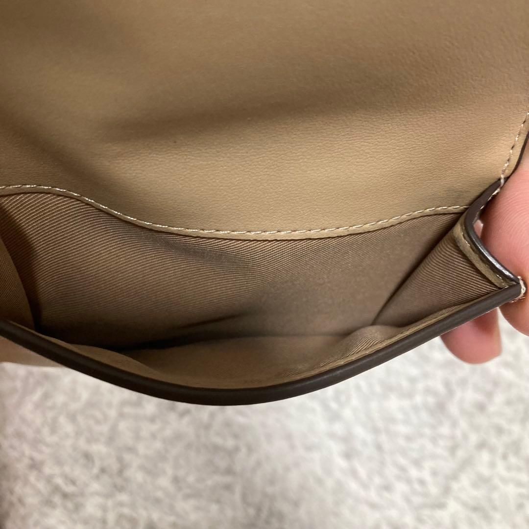 美品 CP254 COACH コーチ 二つ折り財布 ベージュ 保存袋付き 女性用