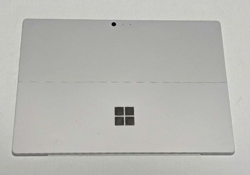 Microsoft Surface Pro 4 本体＊使用感少な目！＊