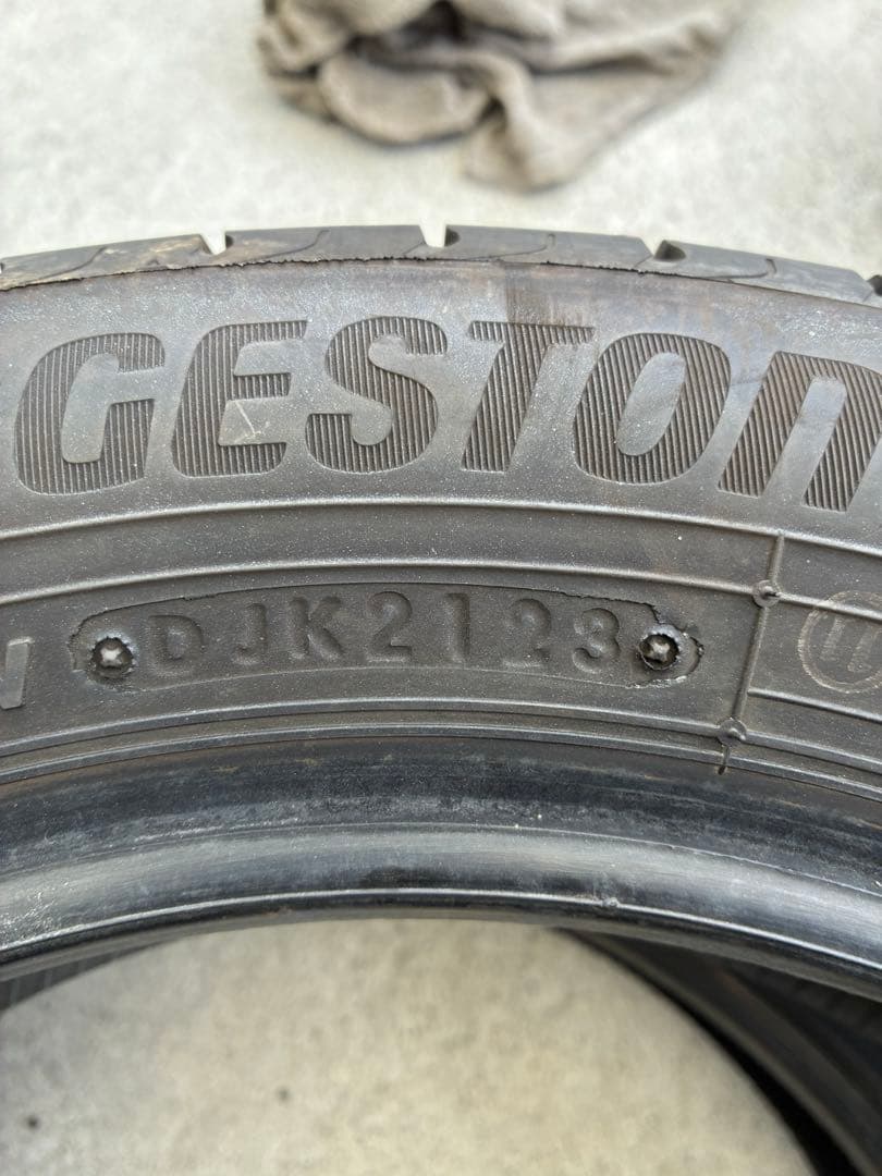 送料込み155/65r14BRIDGESTONE NEWNO4本セットバリ山