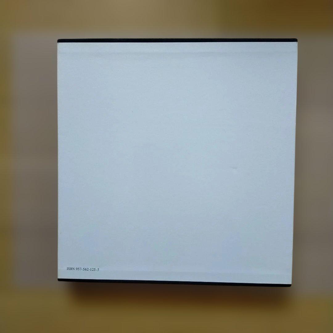 清宮中琺瑯彩瓷特展　英語版
