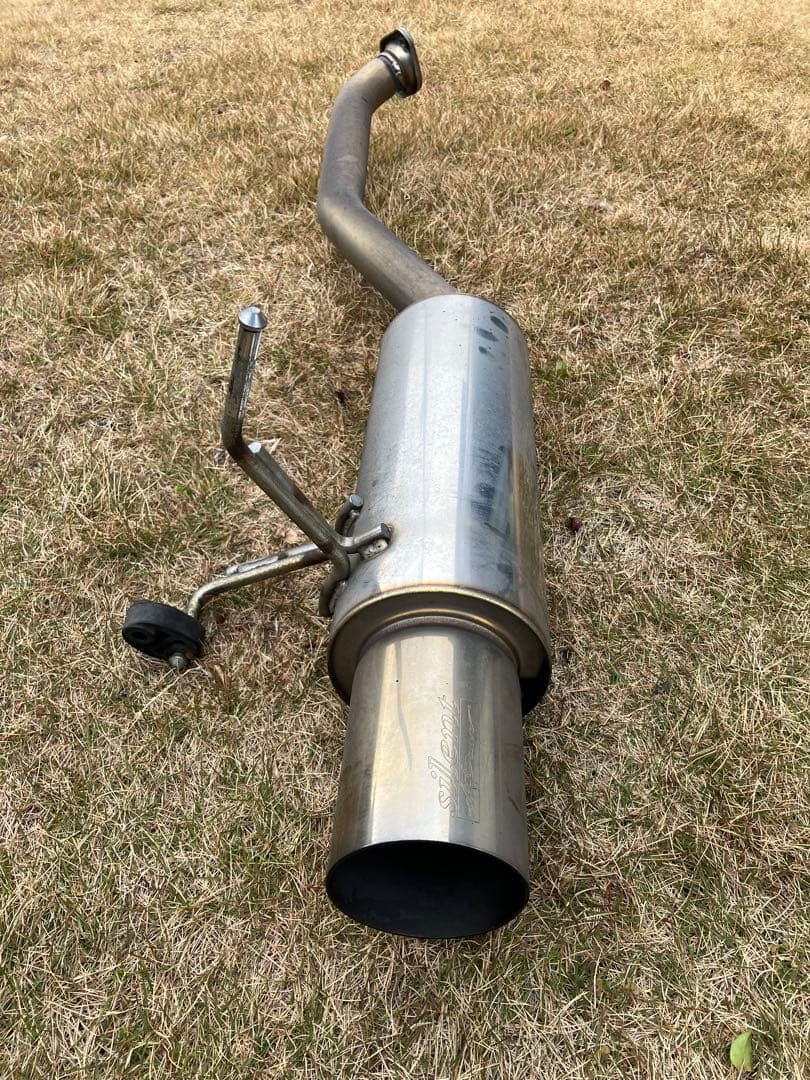 HKS サイレント ハイパワー マフラー　旧ヴェゼル2WD用RU1/RU3対応