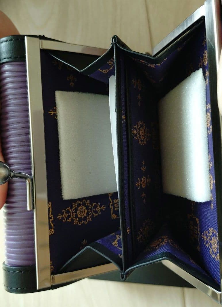 ディズニー　ANNA SUI アースラ　財布