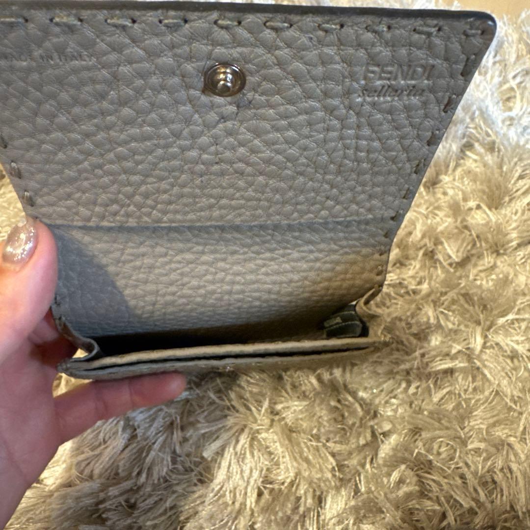 FENDI 名刺入れ