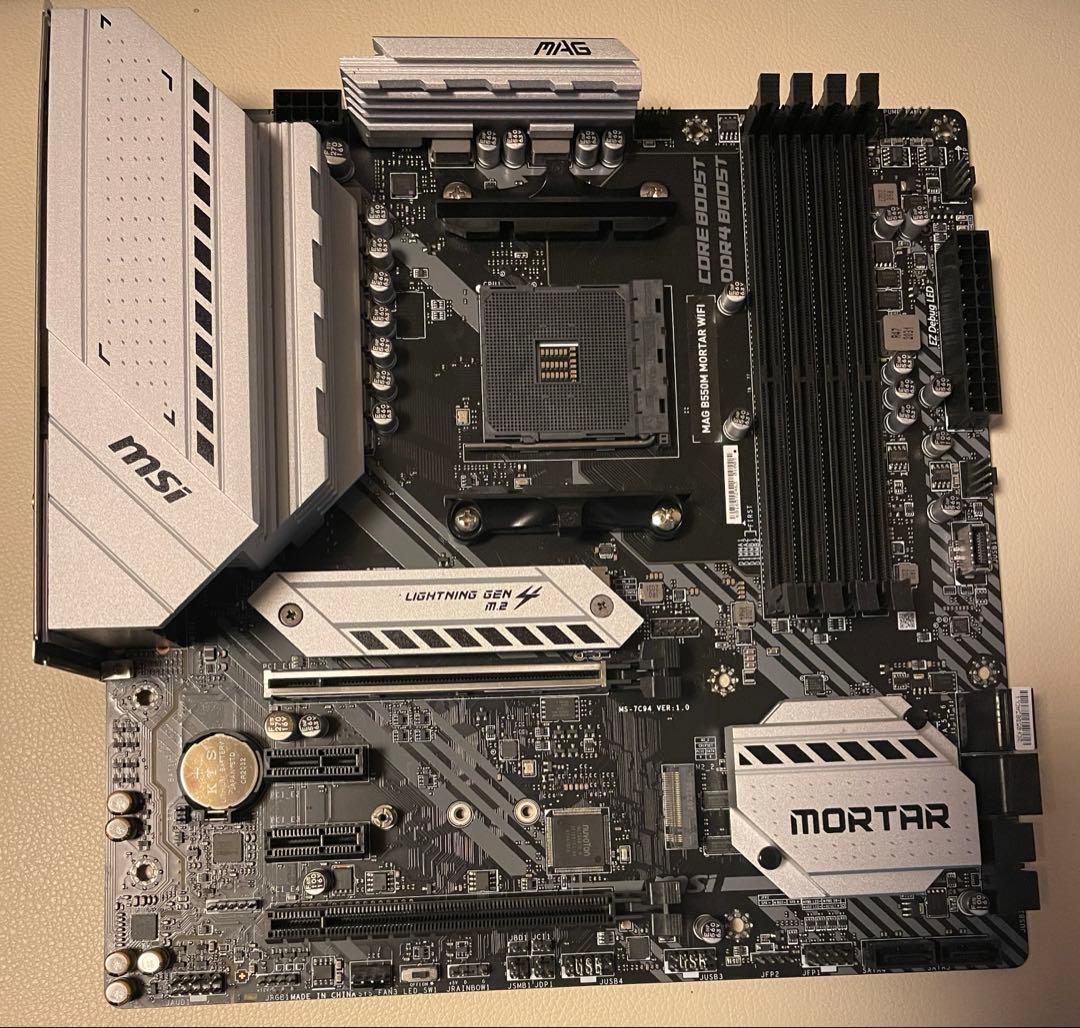 MSI MAG B550M MORTAR WIFI / AM4 / 箱・付属品