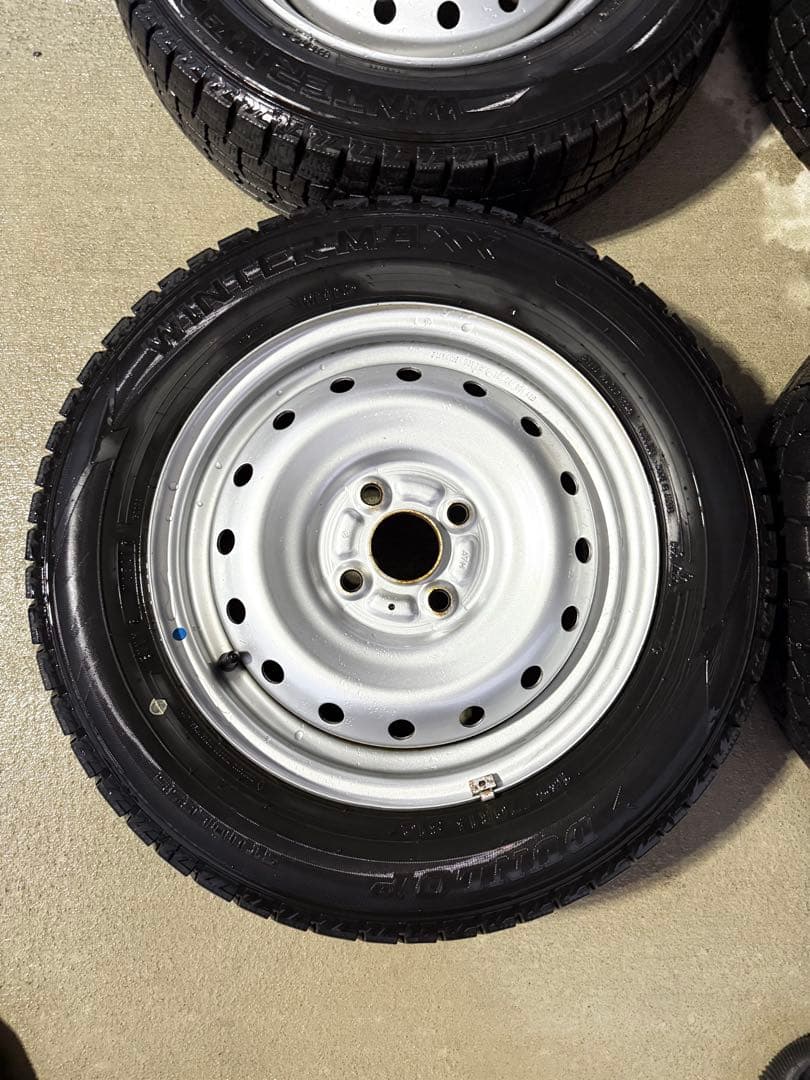 ソリオ　スタッドレス　165/70R14　20年製　タイヤホイールセット