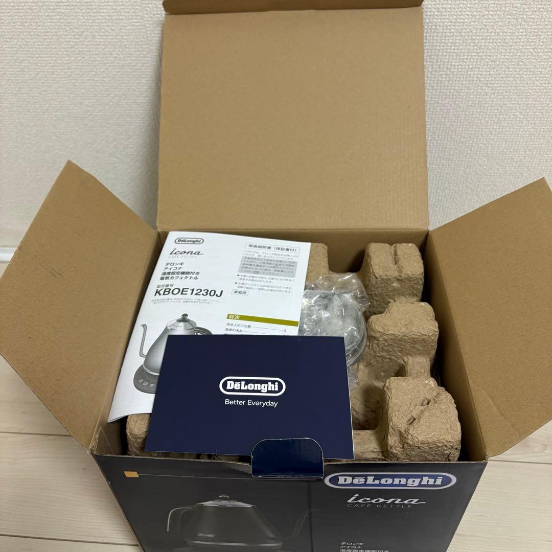 《新品・未使用》デロンギ　アイコナ　温度設定機能付き　電気カフェケトル