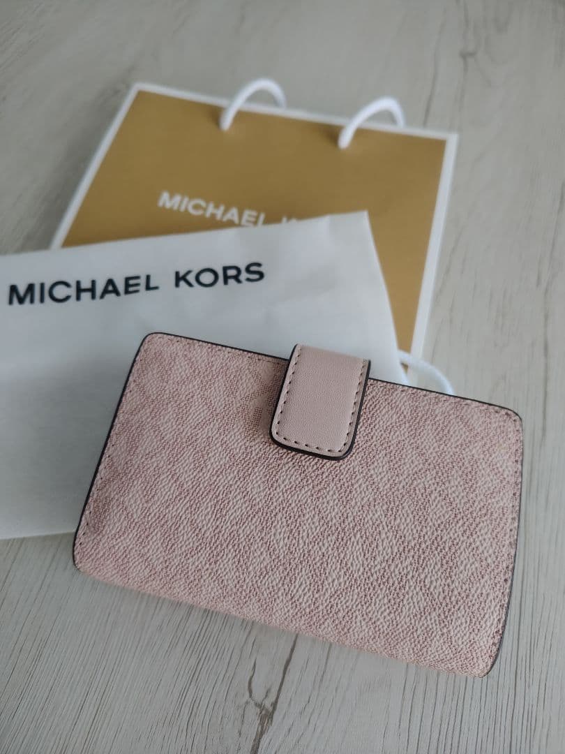 MICHAEL KORS ピンク 二つ折り財布　マイケルコース