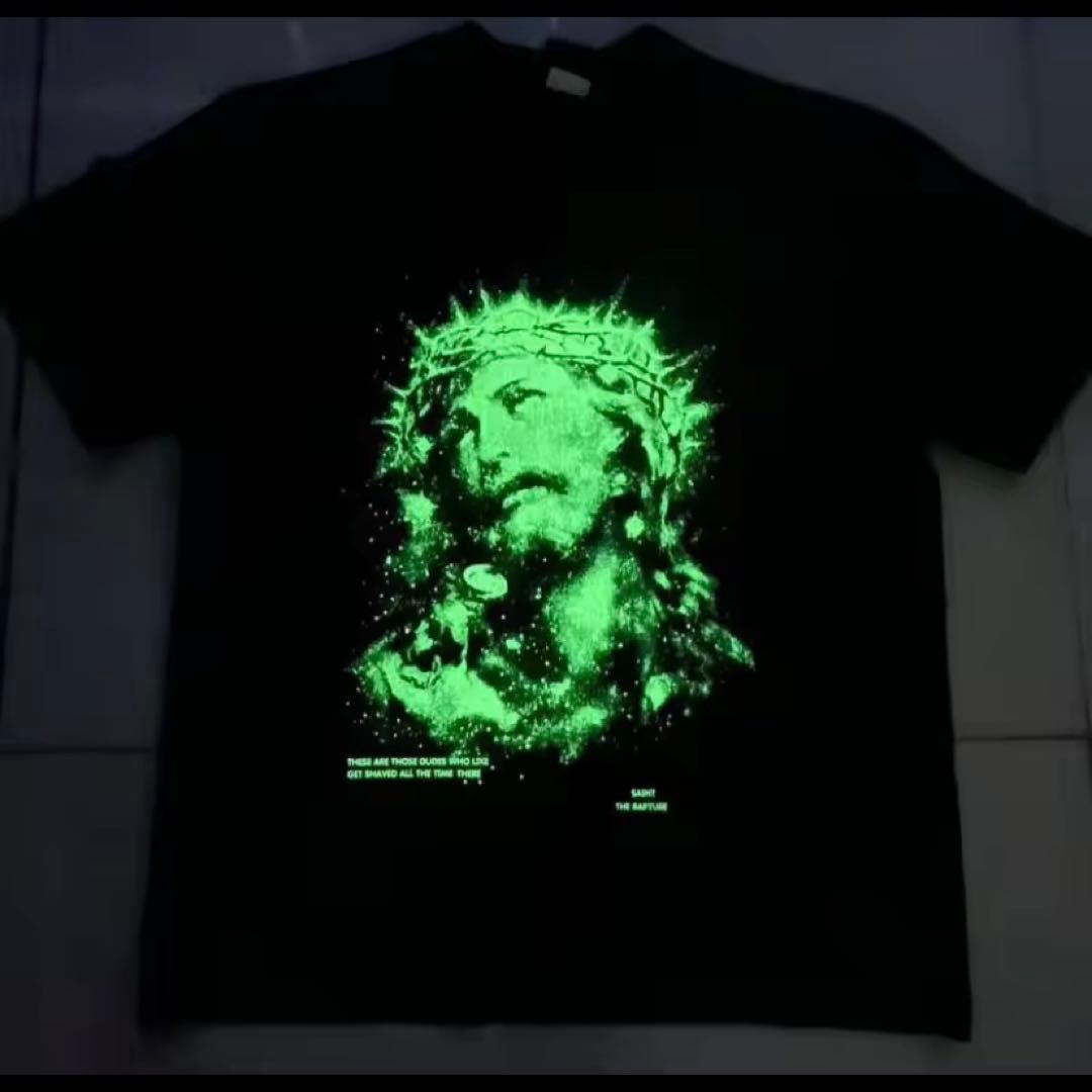 SAINT Mxxxxxx 夜間蛍光発光 Tシャツ