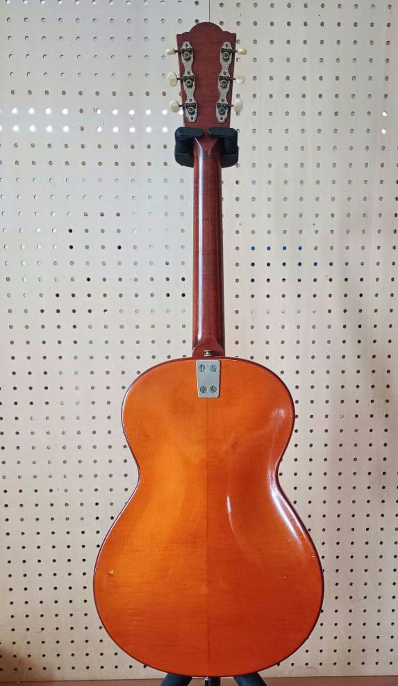 【ビザール】ドイツ製ヴィンテージフルアコ ホロウボディ 詳細不明