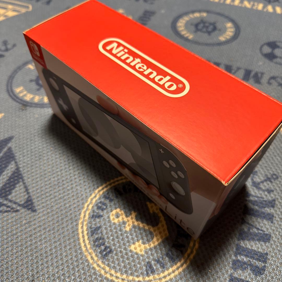 Nintendo Switch Lite グレー ボディーカバー付き