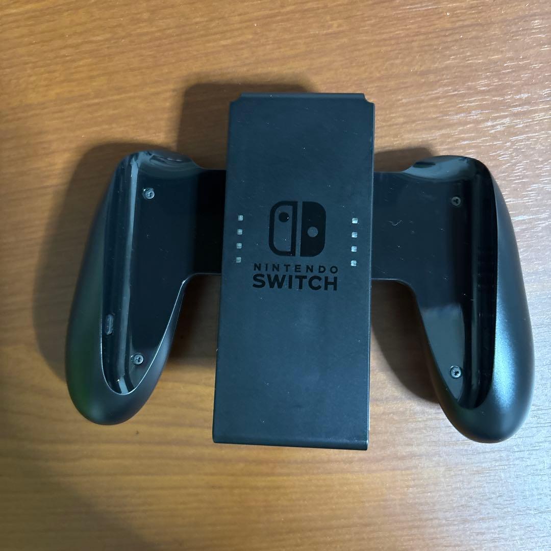 【中古品】ニンテンドースイッチ本体 + Joy-Con２セット+その他付属品