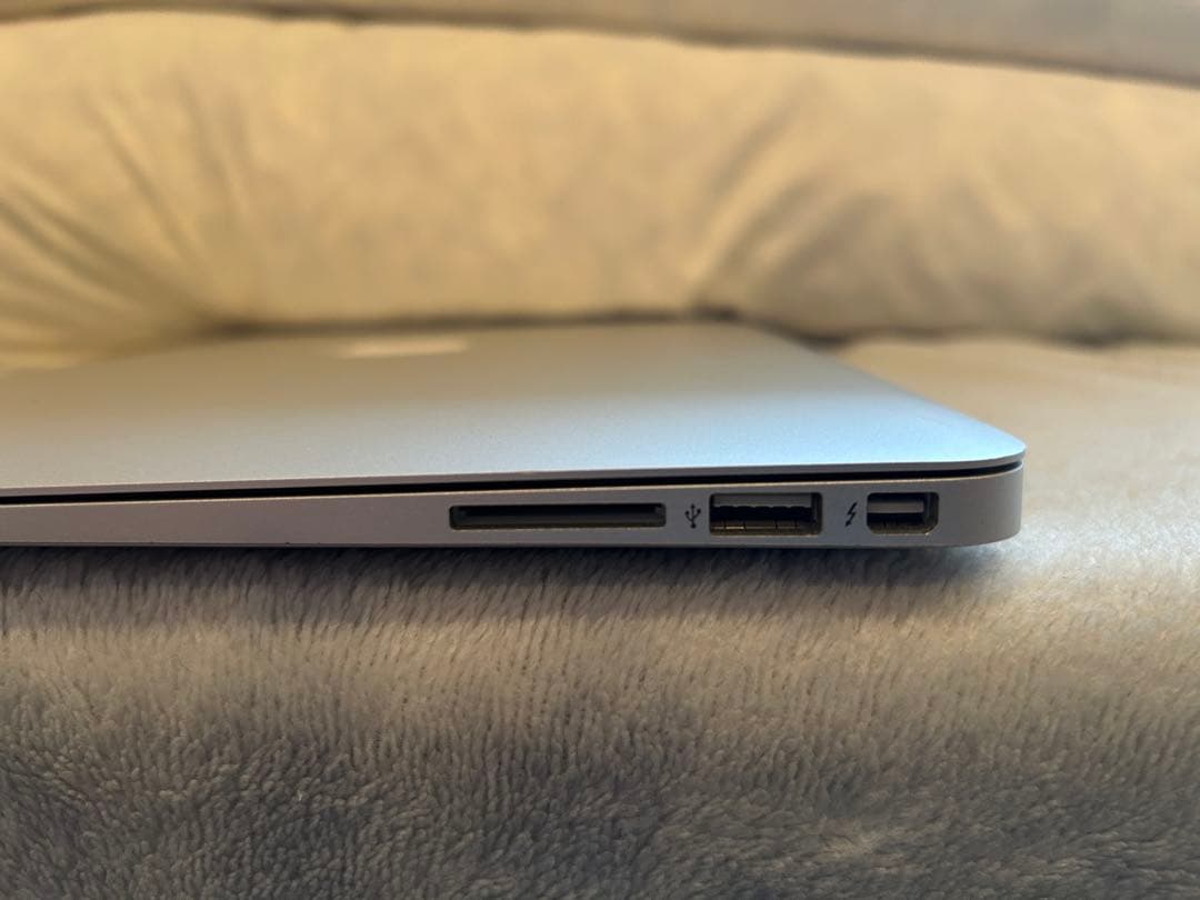 【ジャンク】MacBook Air A1466(13-inch,2017)