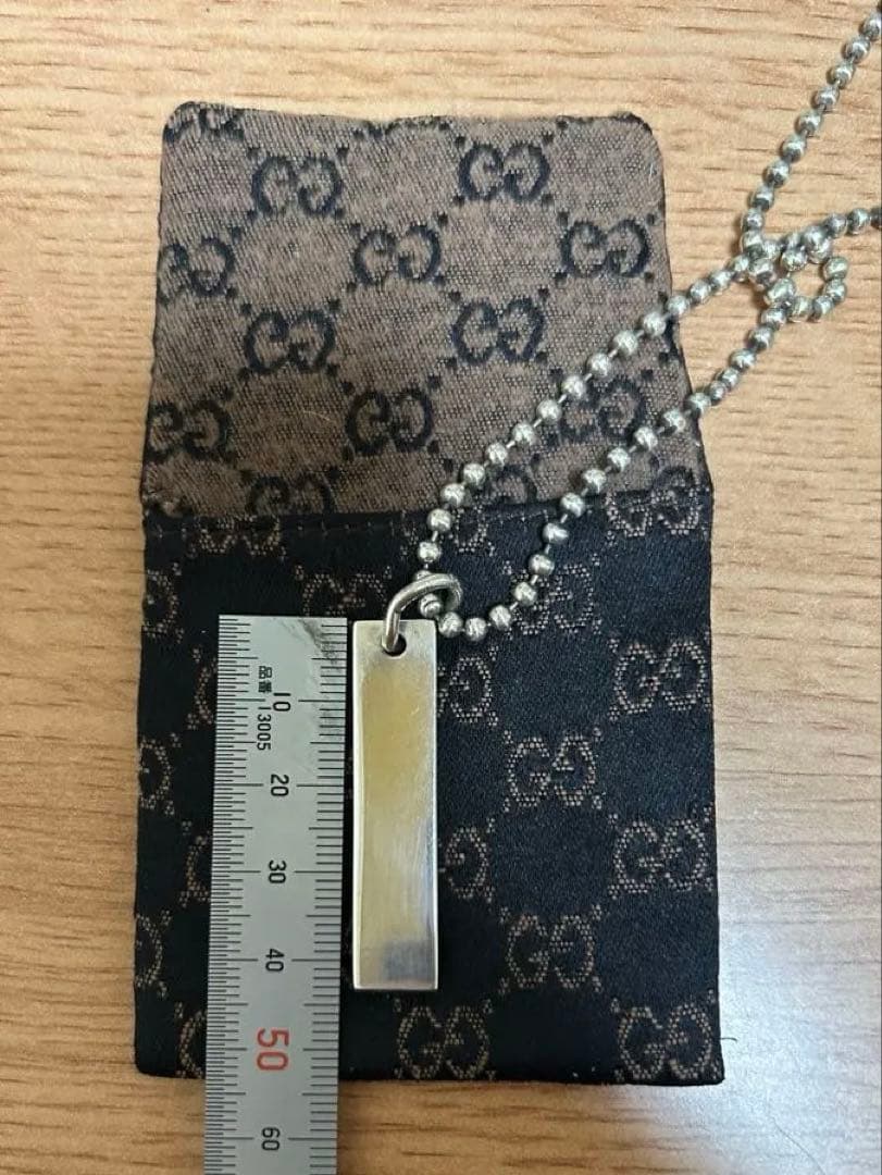 GUCCI ネックレス　シルバー　ペンダント　箱付