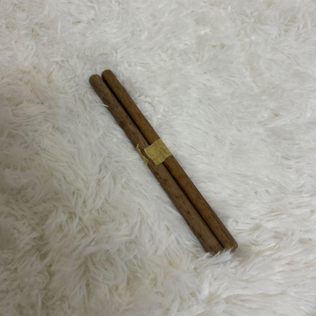 【良品】飾り太鼓　和太鼓 バチ付き　台座付き　直径約16cm