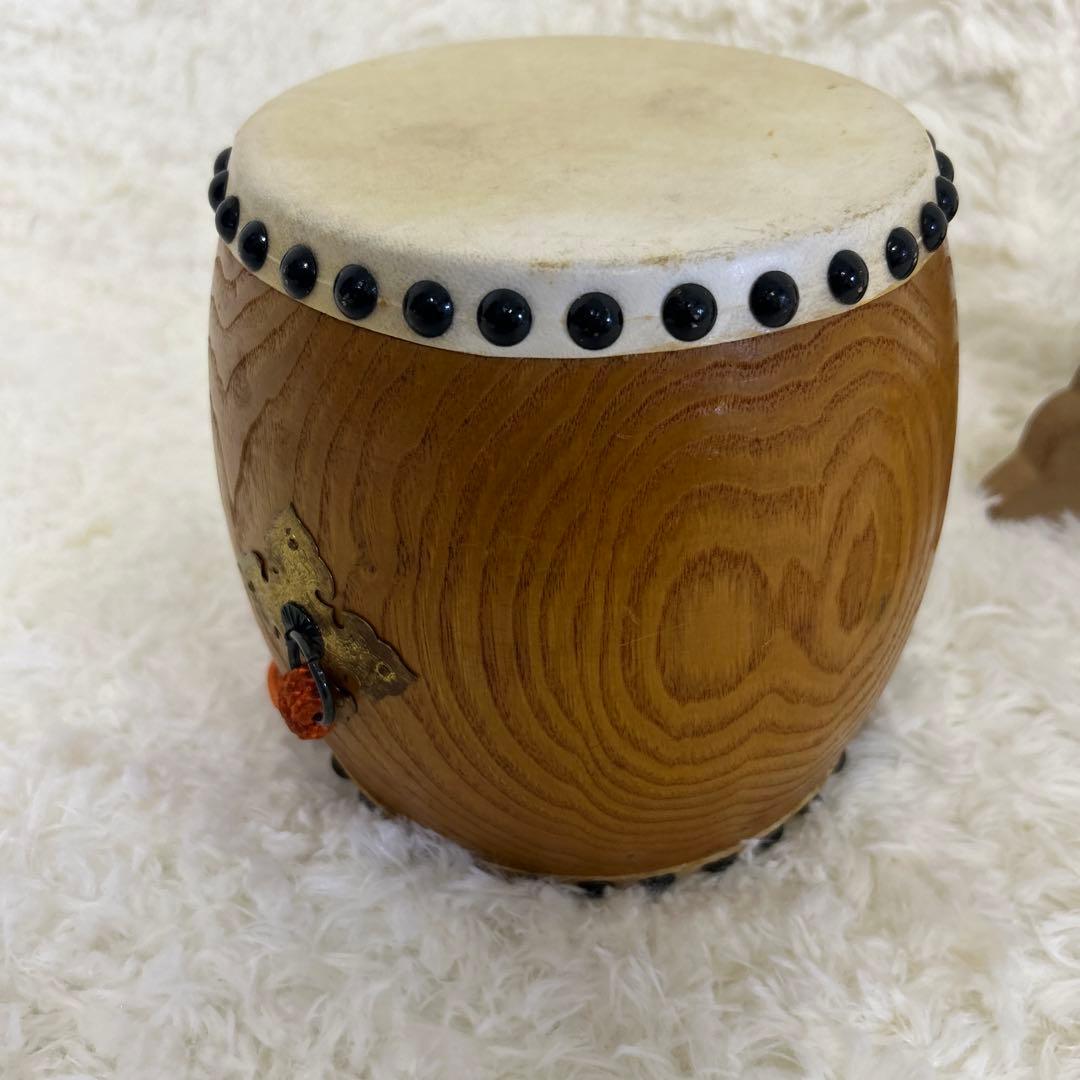 【良品】飾り太鼓　和太鼓 バチ付き　台座付き　直径約16cm