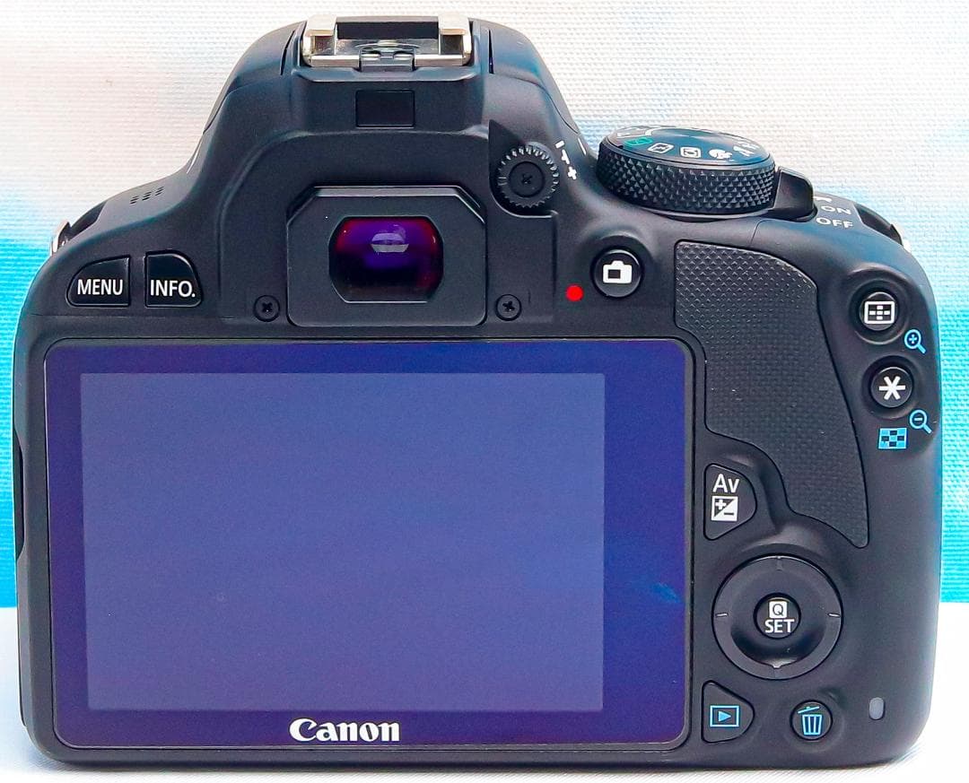 Canon kiss x7⭐️超小型一眼レフ⭐️スマホ転送♪⭐️初心者おススメ