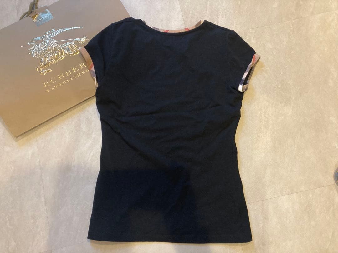 BURBERRY Tシャツ Sサイズ