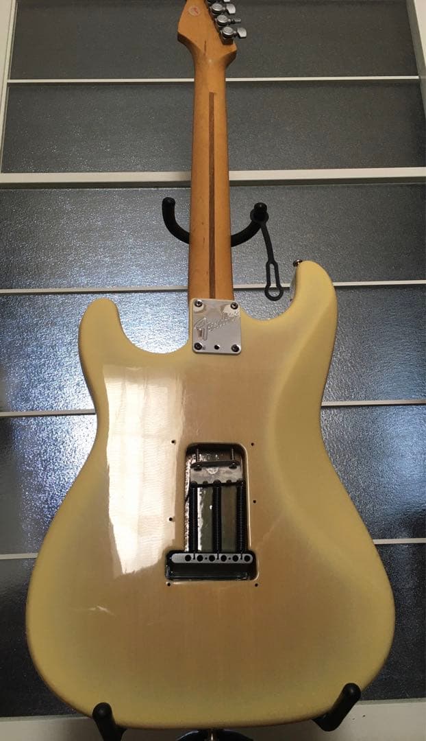 モ*コ様 【改造あり】Fender USA Deluxe Strat Plus