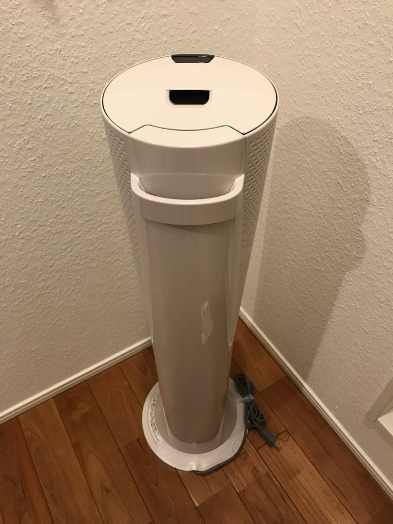 デロンギ　空気清浄機能付きファン　CFX85WC　空気清浄機