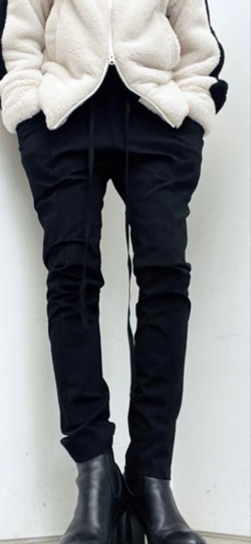 【最終価格】bajra ストレッチポンチ ソフトサルエルパンツ　サイズ2 桜井着