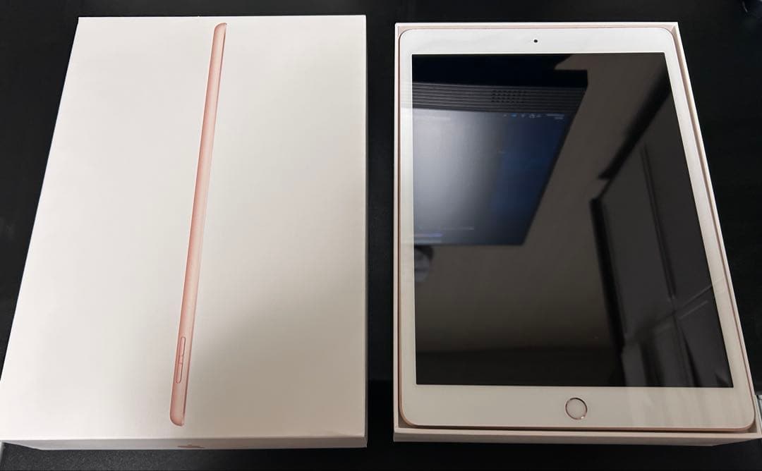 iPad 第8世代　128GB ゴールド