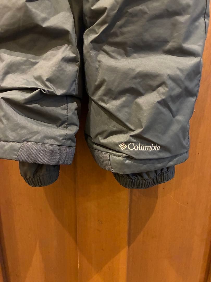 美品Columbia 子ども用スノーボード、 スキー上下セットXS リバーシブル