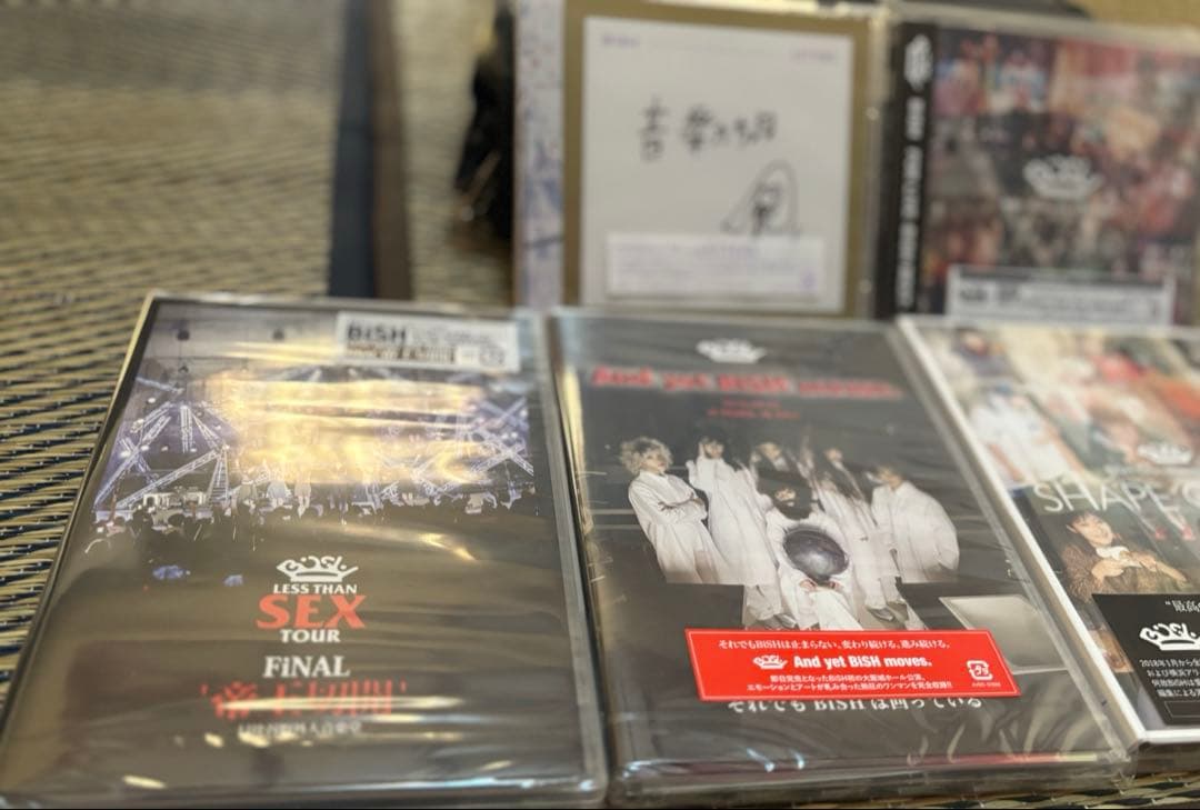 BiSH ライブ　アルバム　アイナ　サイン　ファンクラブ　新品あり　おまけあり