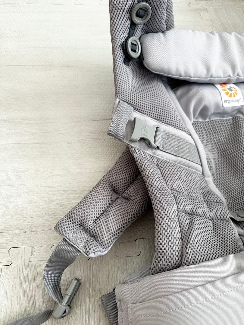 ergobaby ADAPT COOL AIR　ウエストベルト付　グレー