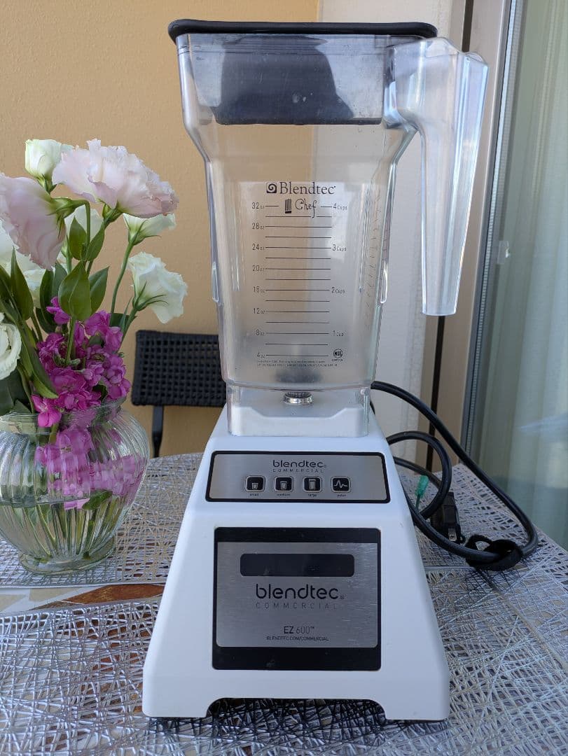 Blendtec EZ 600 ブレンダー