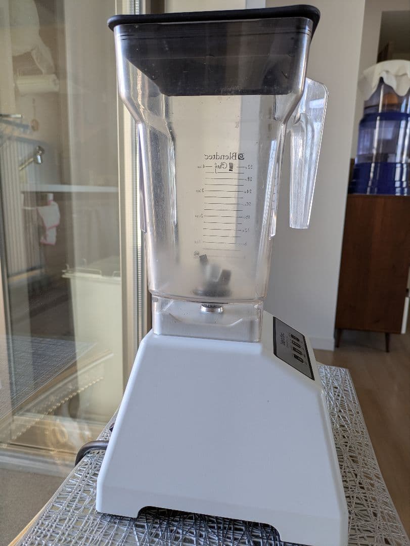 Blendtec EZ 600 ブレンダー