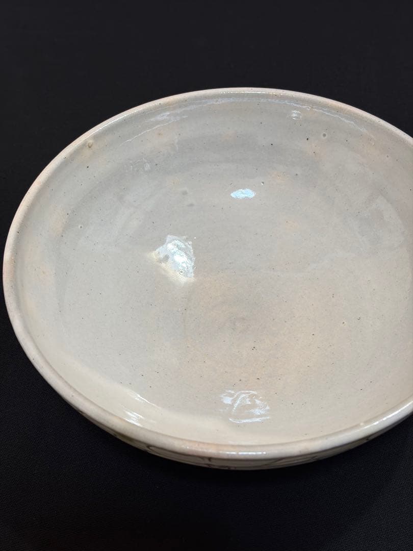益子焼　花模様の大きな陶器ボウル　盛り鉢　大鉢 陶芸家　作陶家