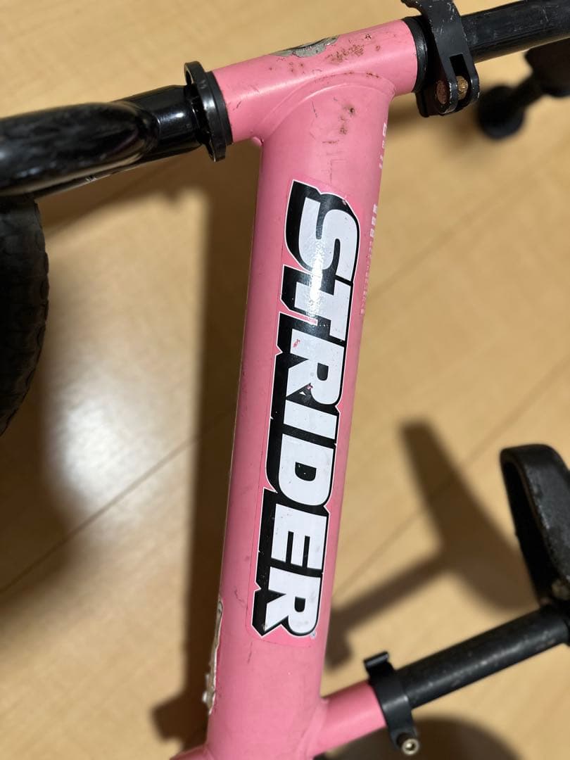 ストライダー　12インチ　ピンク　ヘルメット&プロテクターセット