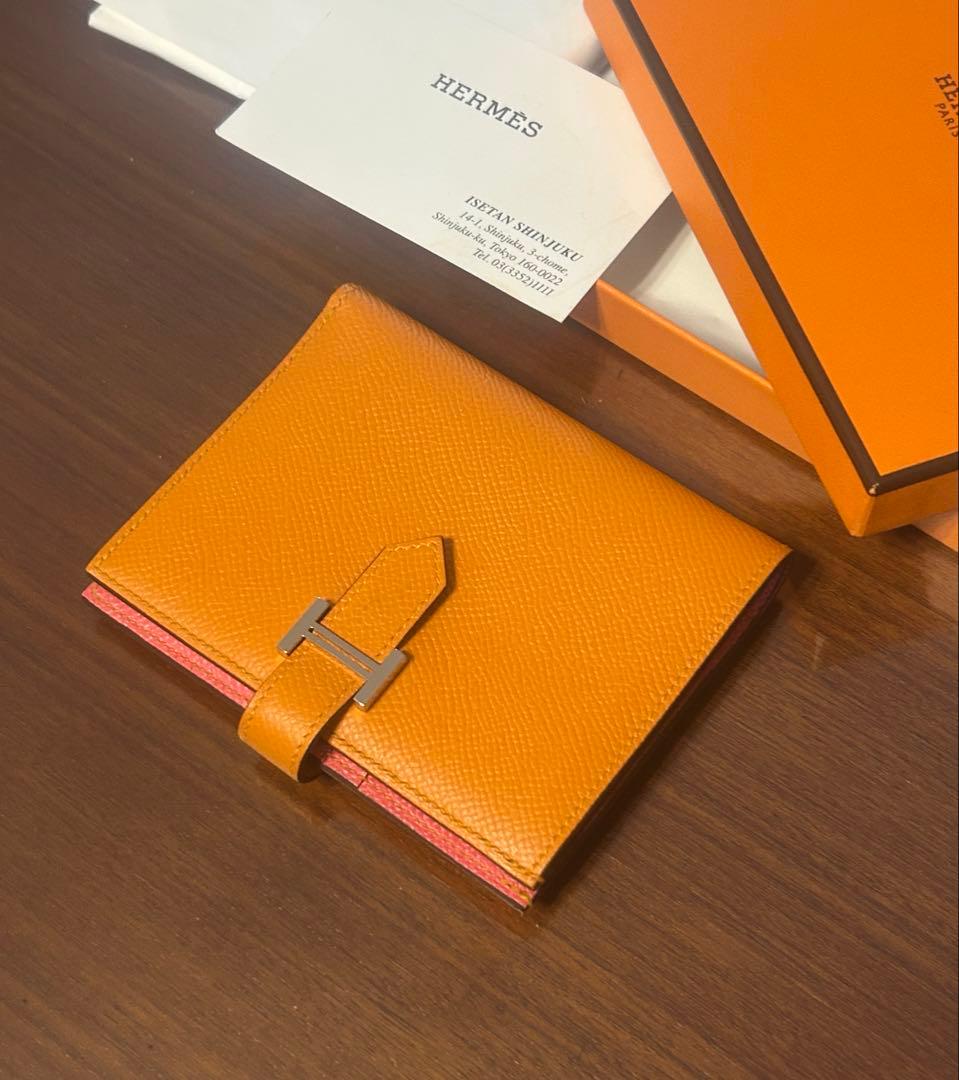 エルメス　ベアン コンパクト　美品　財布　２つ折り　オレンジ　ピンク