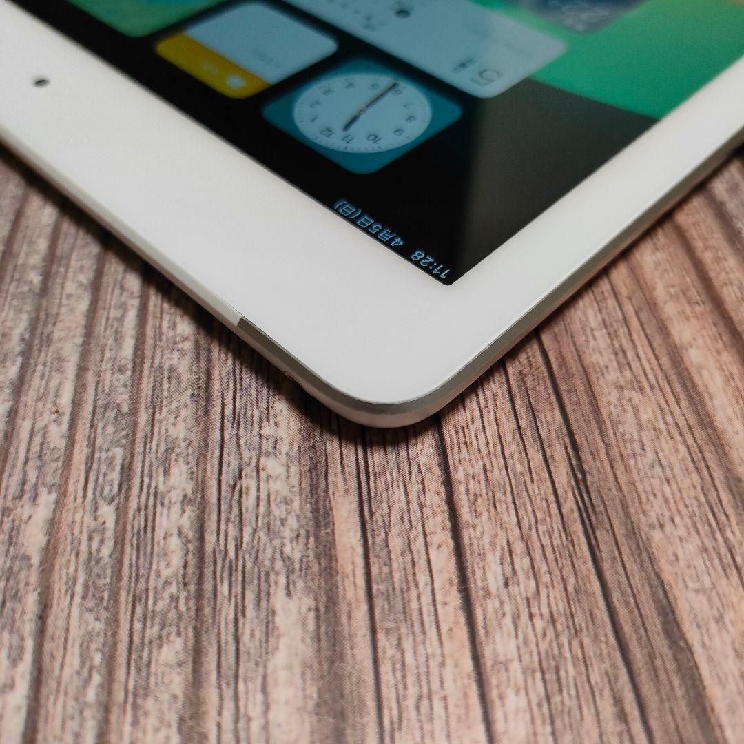 iPad 第6世代 32GB SIMフリー 美品 バッテリー99%